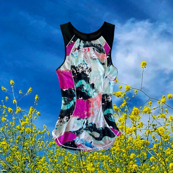 Lululemon Acrylic Pattern Workout Tank UPF50+ Sun Protection - Picture 1 of 3